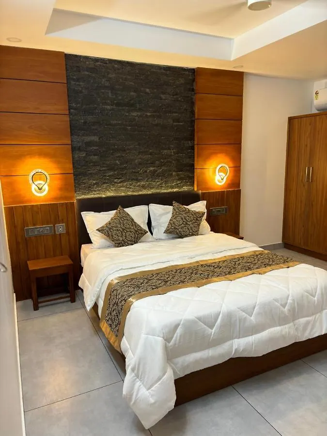Hotel Silverstone Inn Nedumbassery