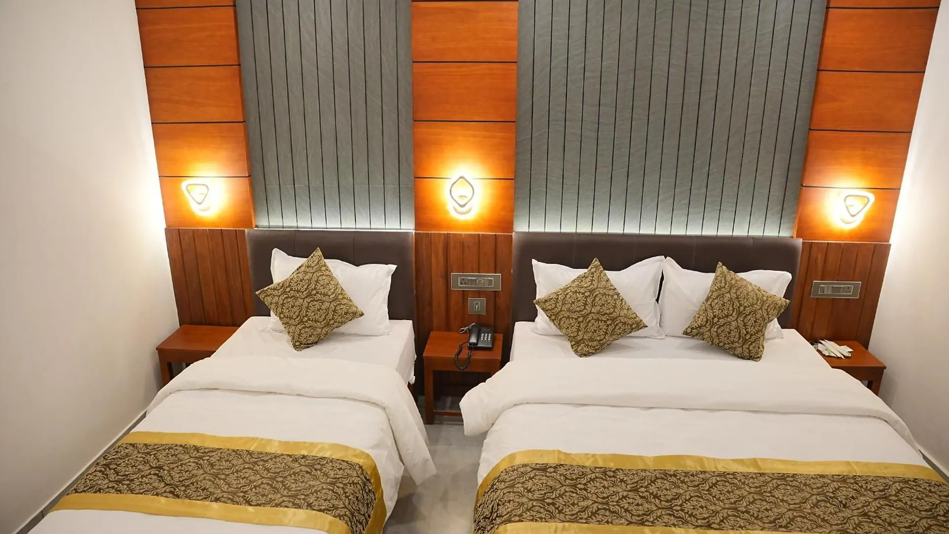 Silverstone Inn Nedumbassery