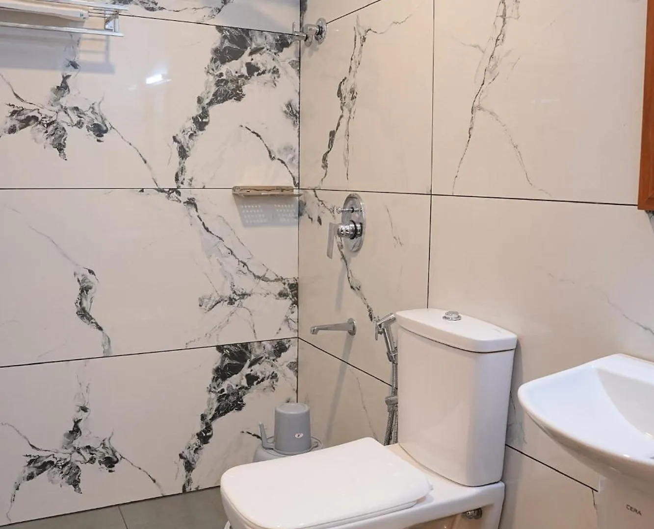 Hotel Silverstone Inn Nedumbassery