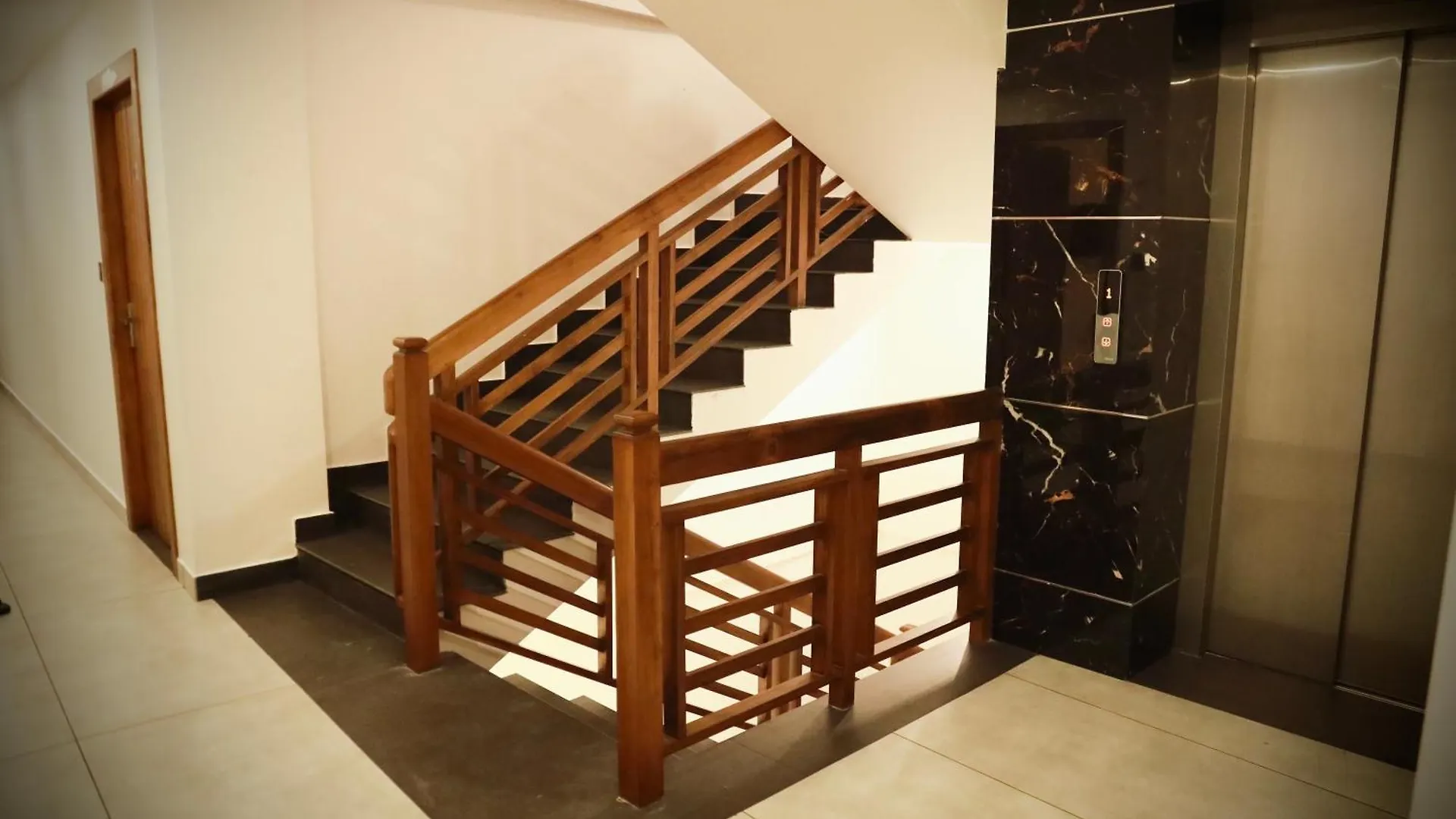 Hotel Silverstone Inn Nedumbassery