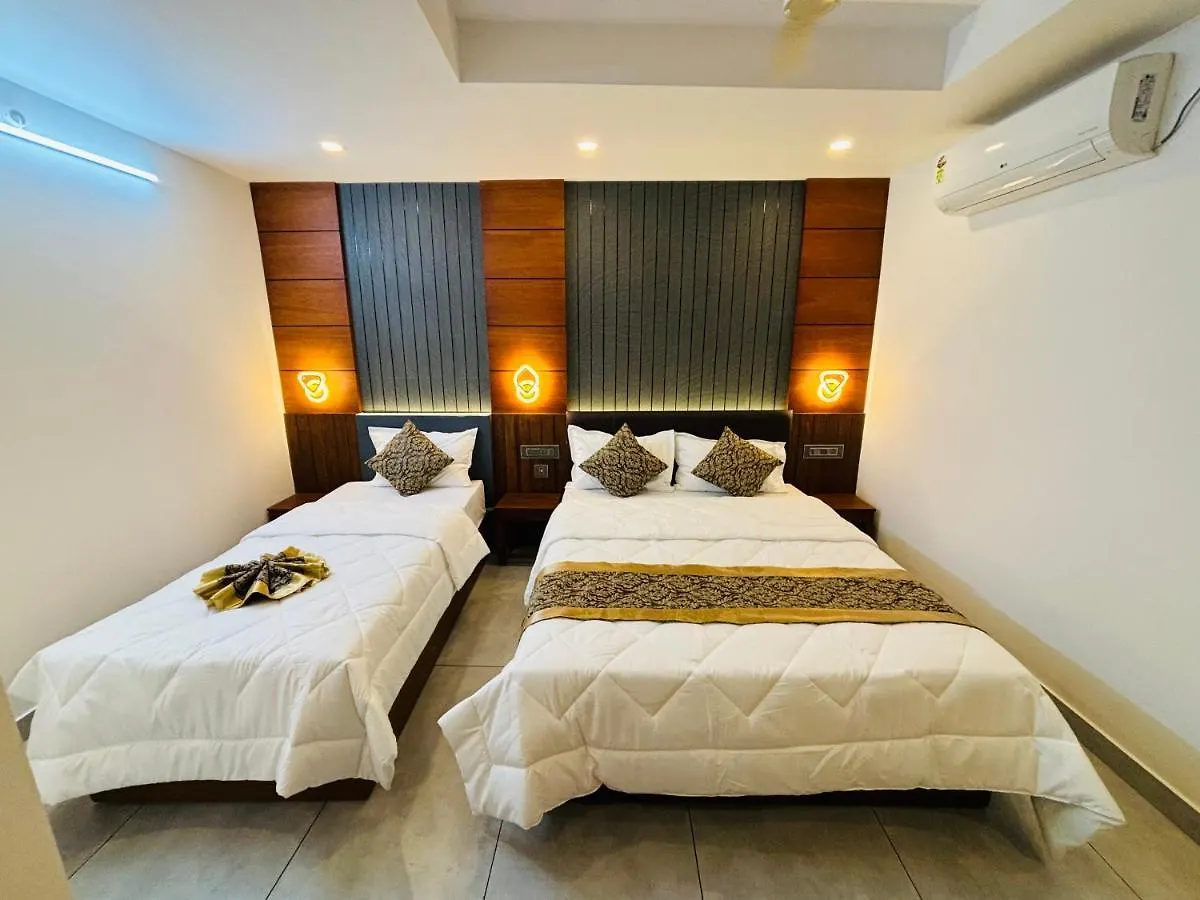 Silverstone Inn Nedumbassery 3*,  India