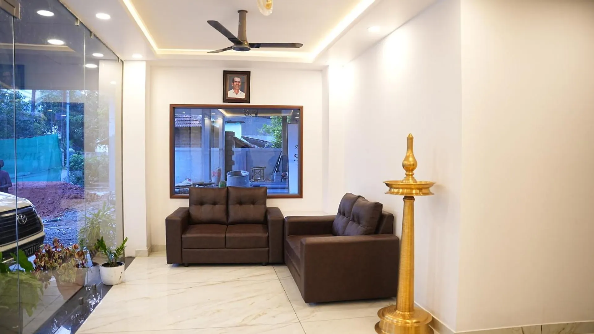Silverstone Inn Nedumbassery 3*,